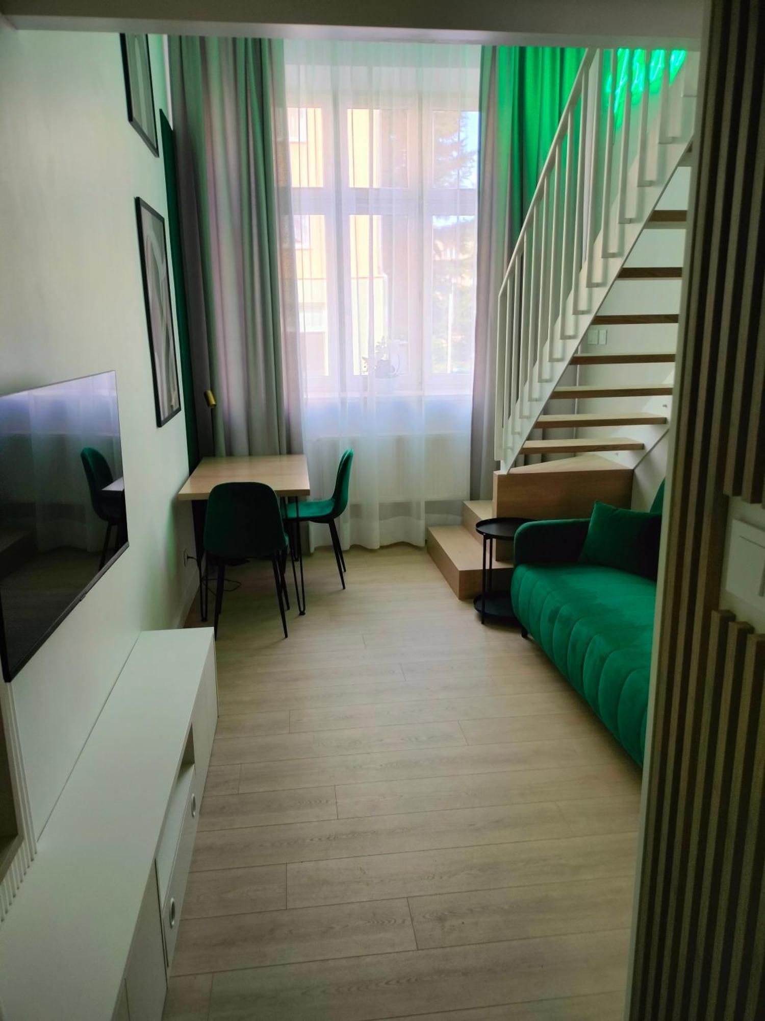 Apartament Paradise Zarzadzany Przez Gospodarza Osobe Fizyczna Self Check In Rzeszów Eksteriør bilde