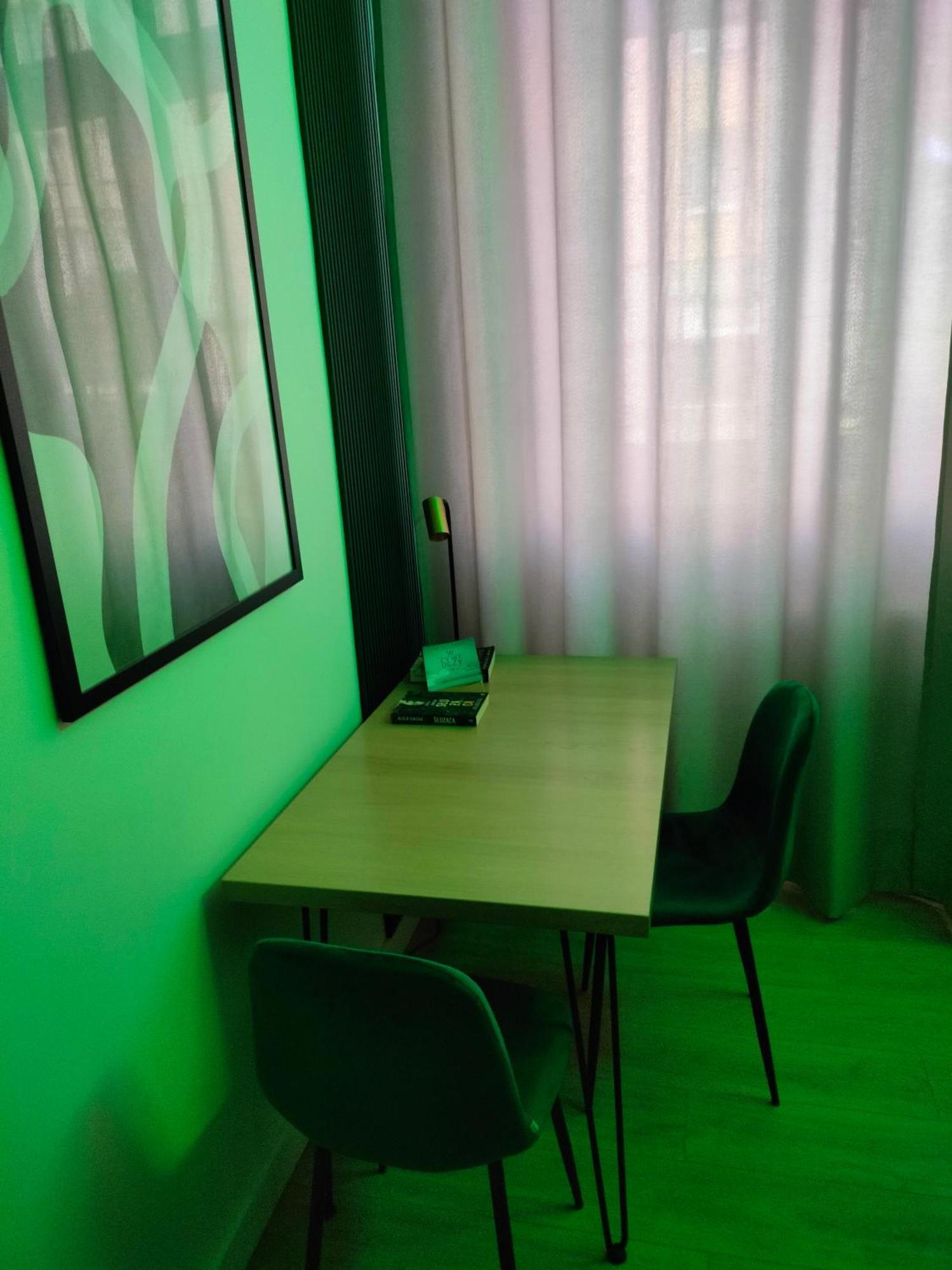 Apartament Paradise Zarzadzany Przez Gospodarza Osobe Fizyczna Self Check In Rzeszów Eksteriør bilde