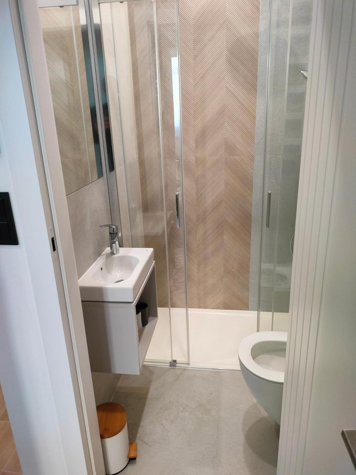 Apartament Paradise Zarzadzany Przez Gospodarza Osobe Fizyczna Self Check In Rzeszów Eksteriør bilde