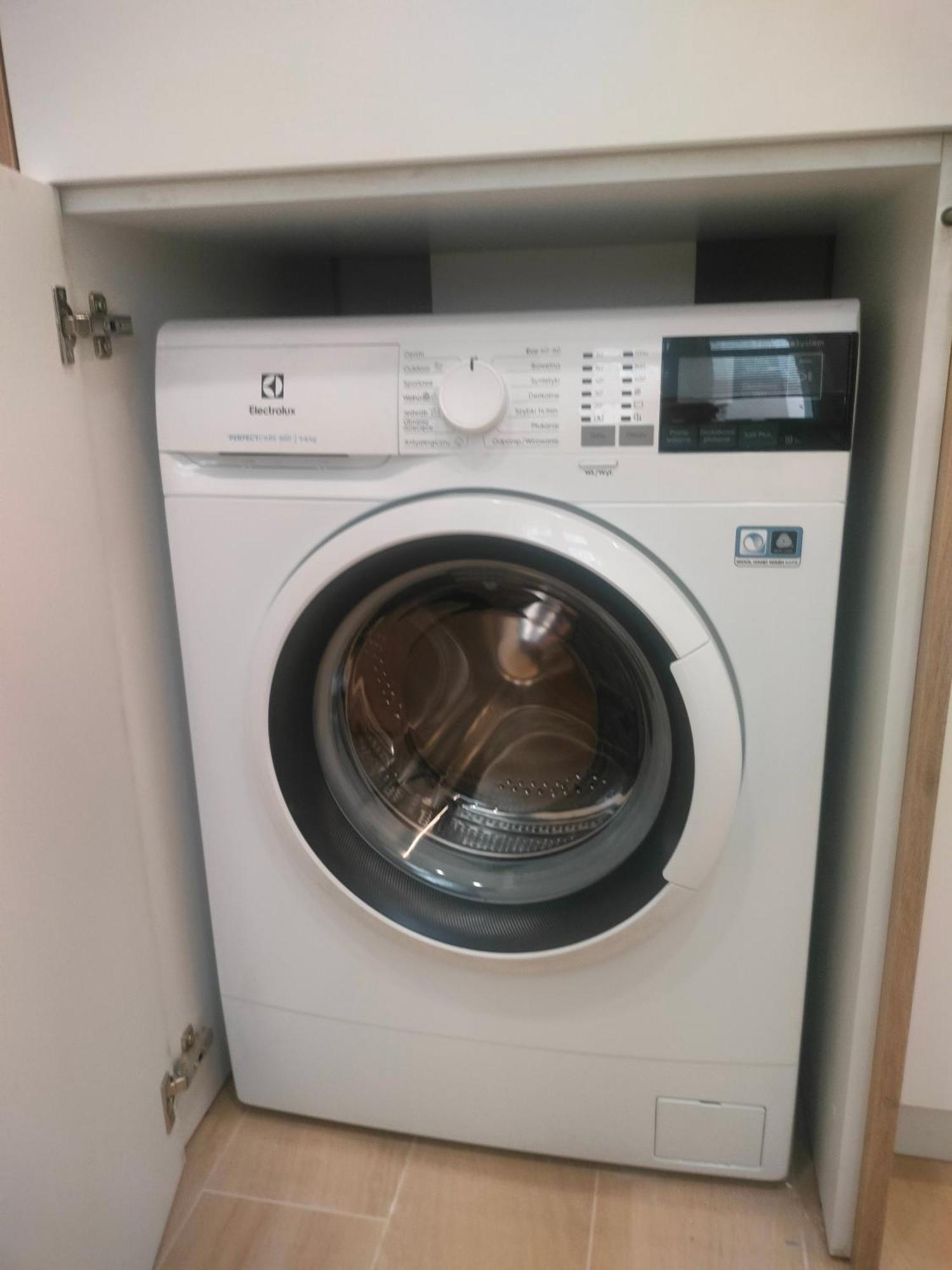 Apartament Paradise Zarzadzany Przez Gospodarza Osobe Fizyczna Self Check In Rzeszów Eksteriør bilde