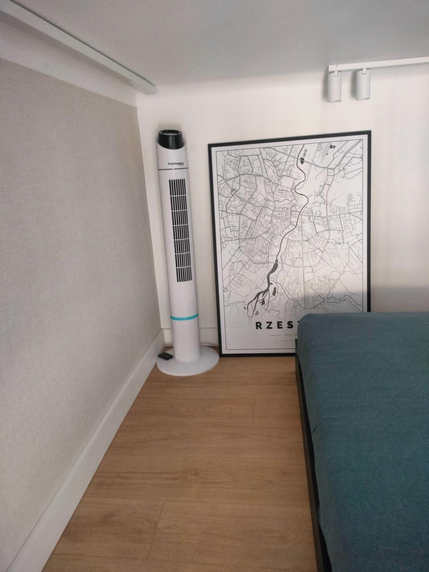 Apartament Paradise Zarzadzany Przez Gospodarza Osobe Fizyczna Self Check In Rzeszów Eksteriør bilde